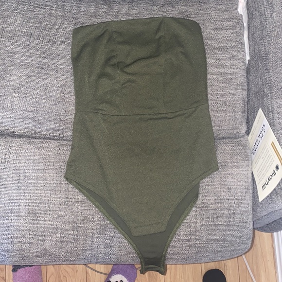 Strapless Bodysuit ✨✨Host Pick✨✨ - Picture 8 of 8